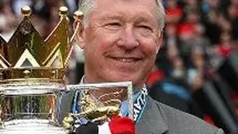 姚晨7岁子初登舞台弹琴，演出流畅邂逅萌妹