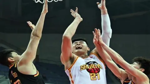 哈兰德梅开二度，桑乔传射，多特4-0横扫布鲁日欧冠小组赛三连胜